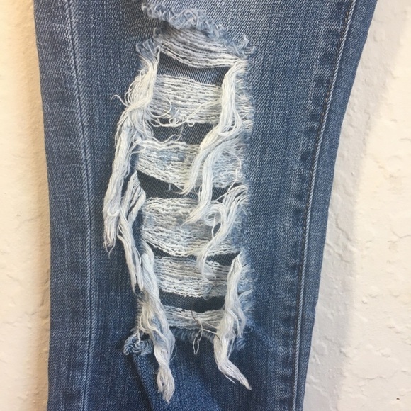L’Agence Daria High Rise Crop Distressed Jean - Picture 8 of 15